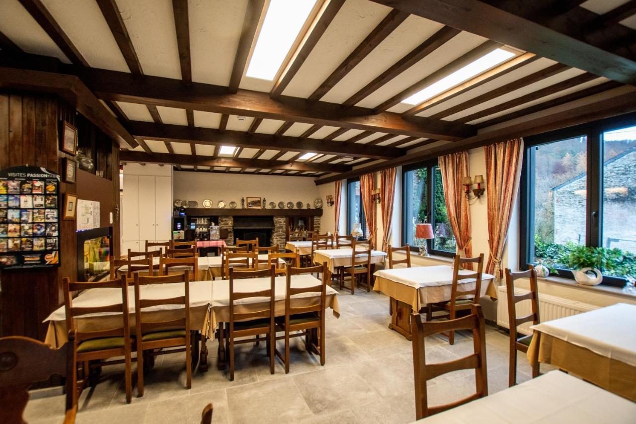 Auberge Le Vieux Moulin Poupehan Bagian luar foto