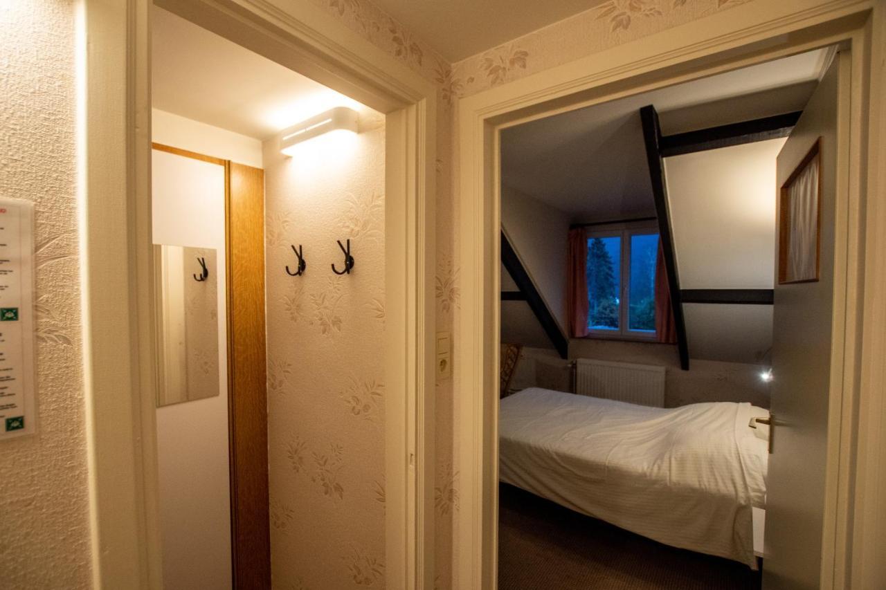 Auberge Le Vieux Moulin Poupehan Bagian luar foto