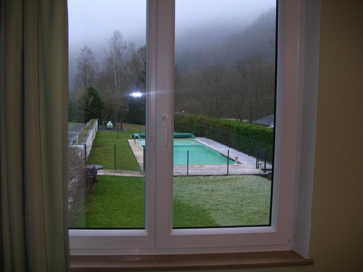 Auberge Le Vieux Moulin Poupehan Bagian luar foto